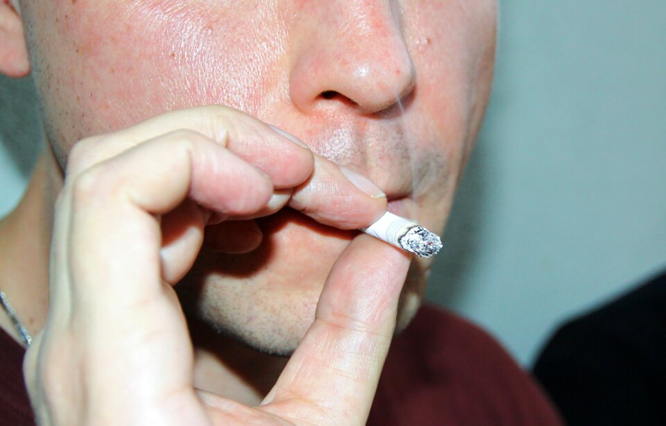 Tobacco nicotine habit