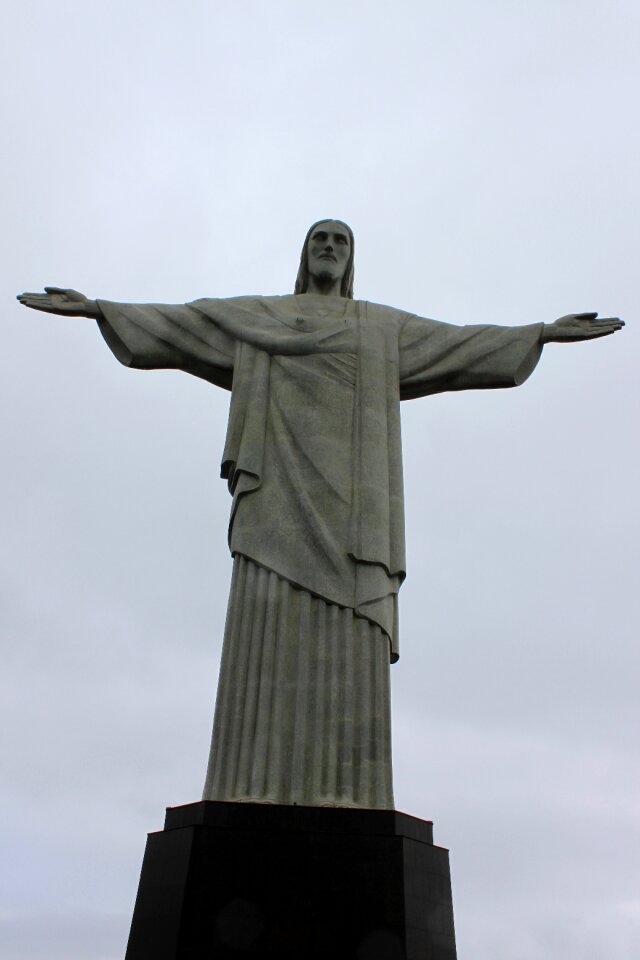 Paul landowski the national park of tijuca statue