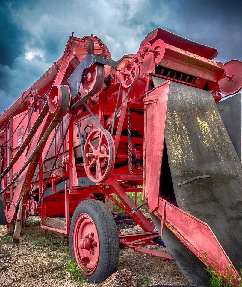 Farm tractor machine
