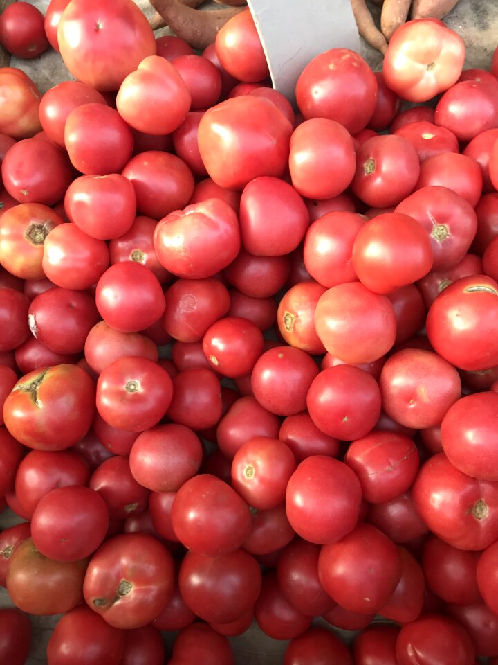 Red markets fruits and vegetables