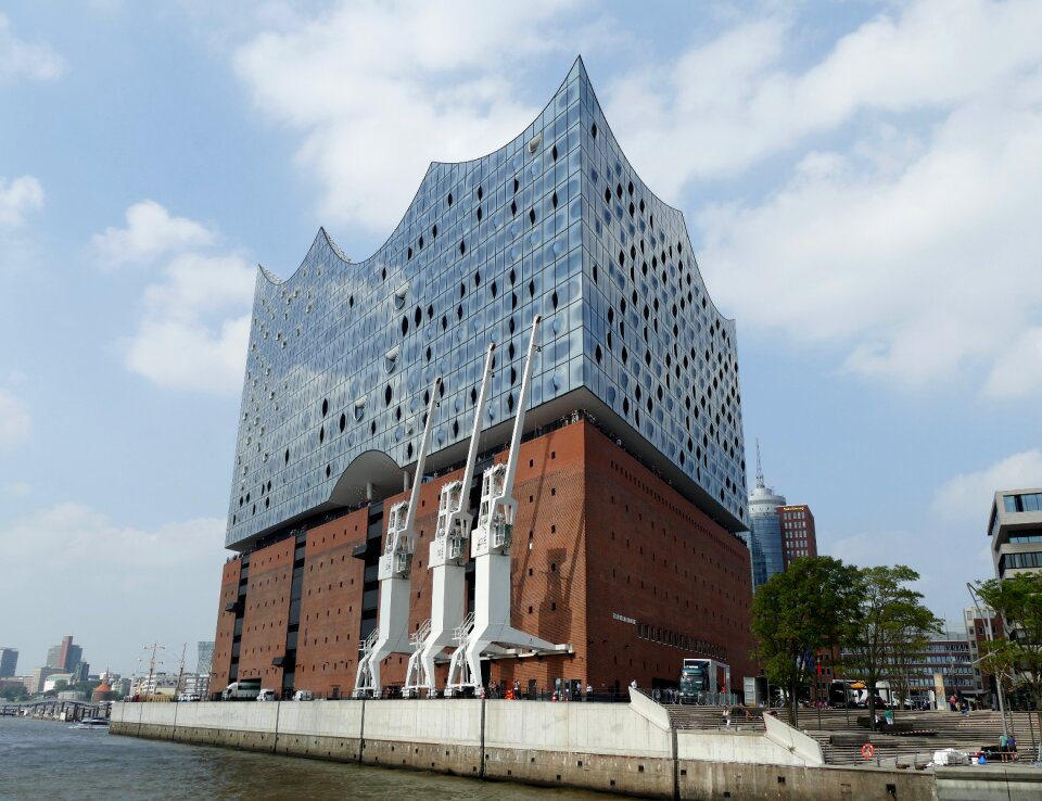 Speicherstadt concert hall elphi