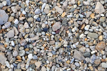 Pebble structure pebbles