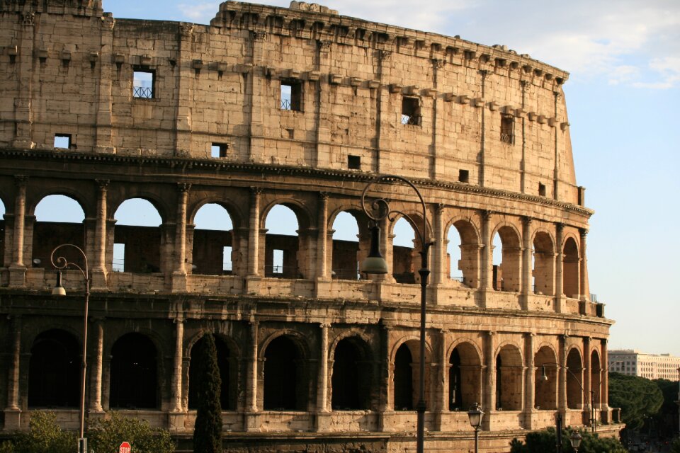 Colosseum italy ruin
