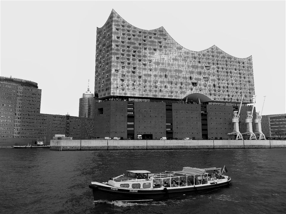 Speicherstadt concert hall elphi