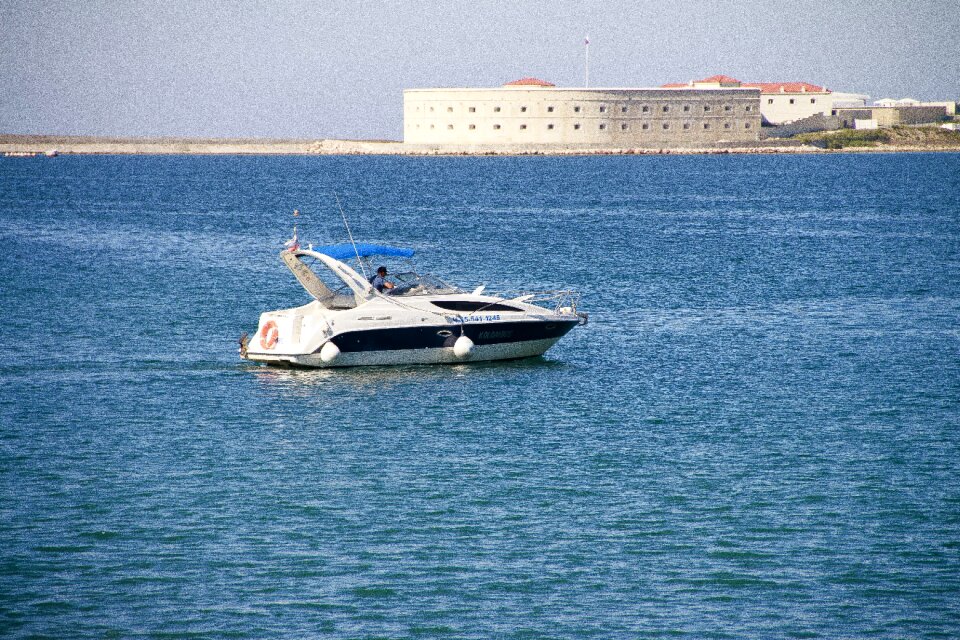 Water ship luxury