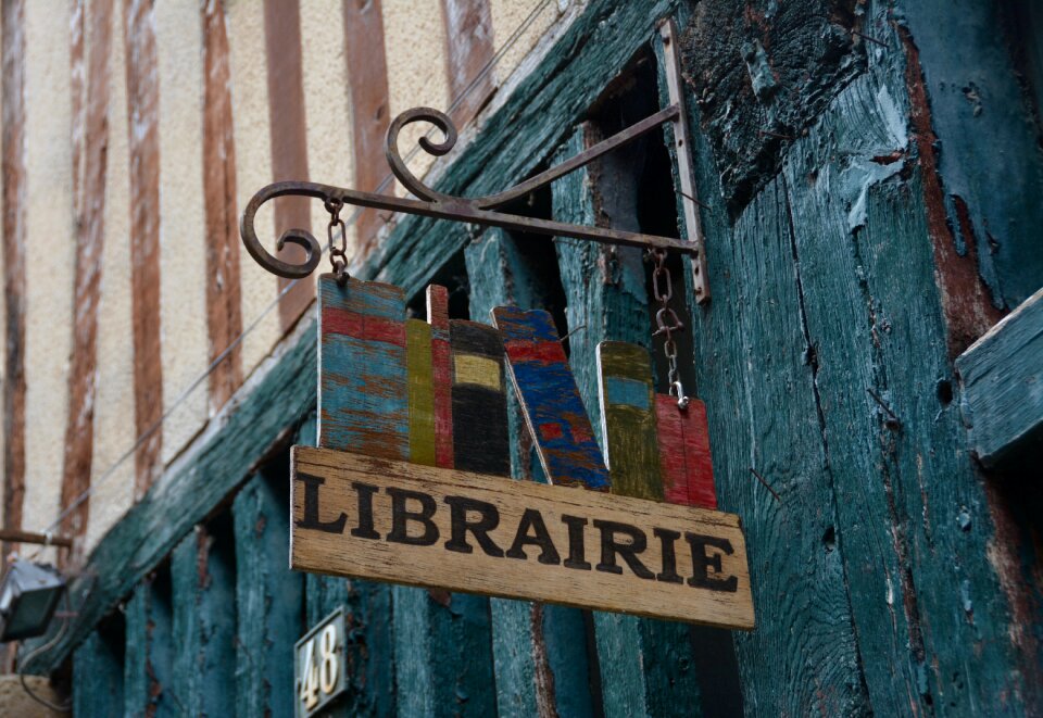 Architecture middle ages books