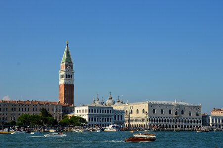 Italy torre water photo