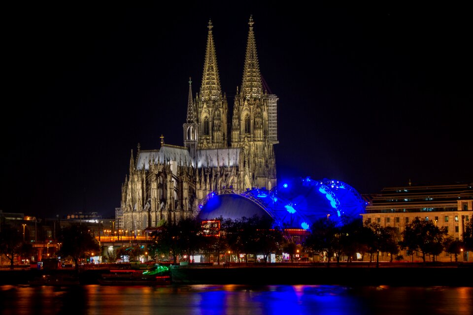 Building church places of interest