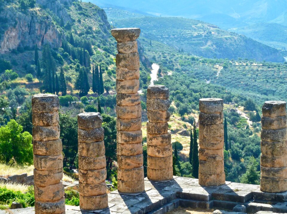 Monument temple pillars