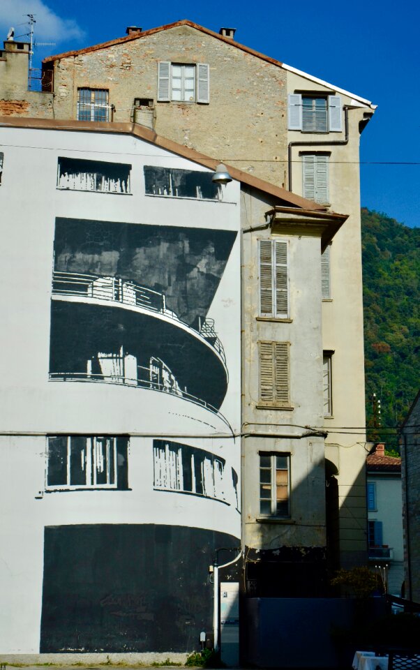 Painting facade urban