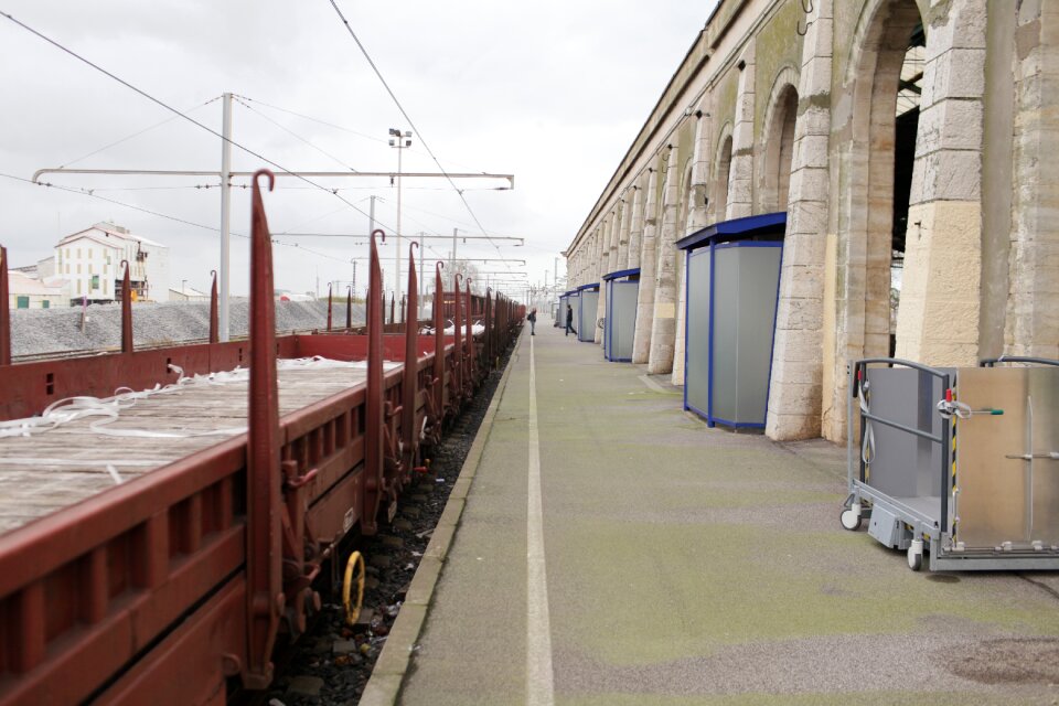 Wagon transport train