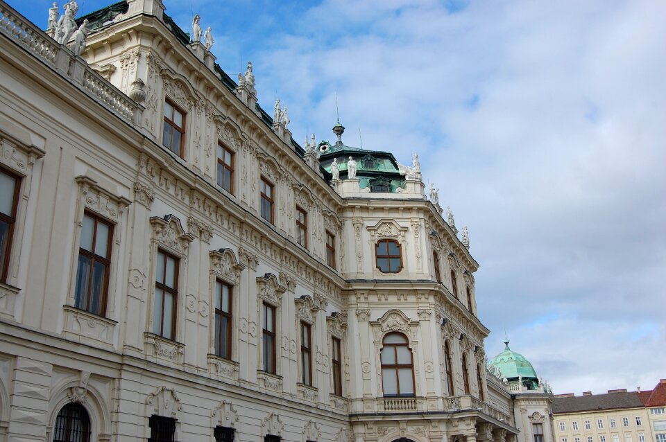 Austria monument tour