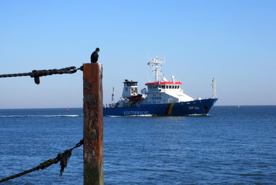Coast guard coast horizon
