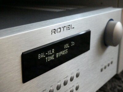 Stereo retro media
