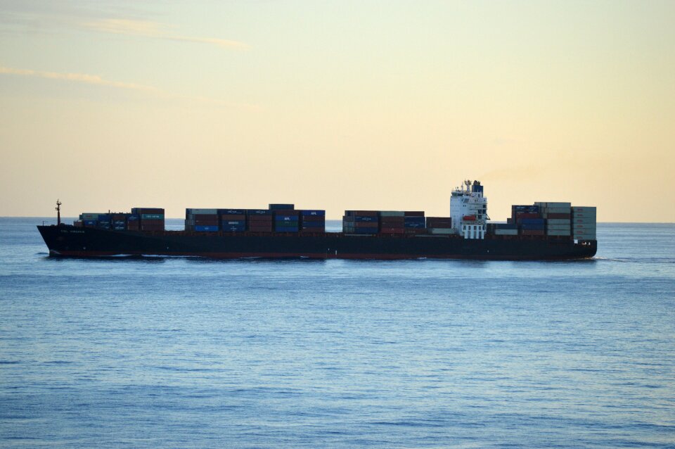 Trade port transport