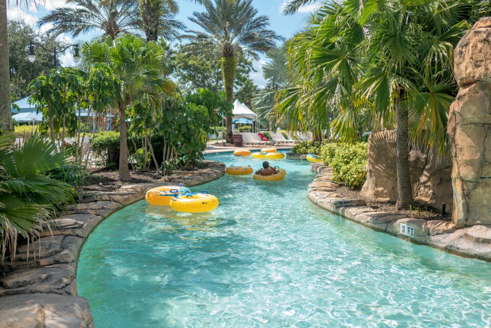Tropical outdoor entertainment