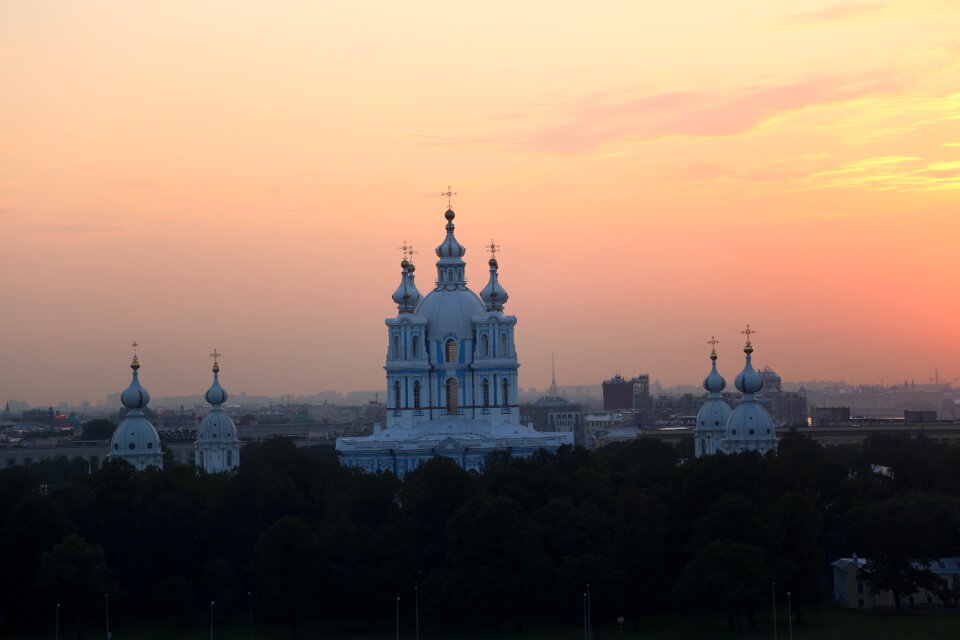 Horizon cathedral nature