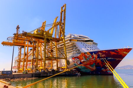 The boat port sunny
