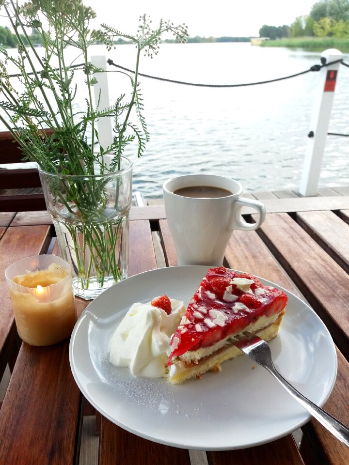 Coffee houseboat water