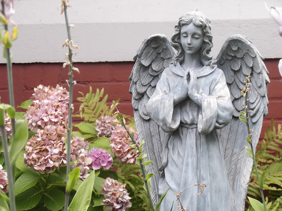 Gardening wings sculpture