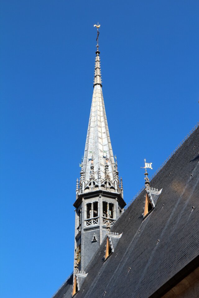 The hospices de beaune burgundy historical monument