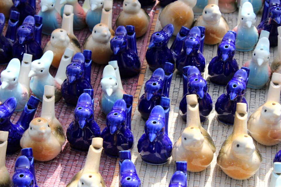 Whistle whistle bird gift