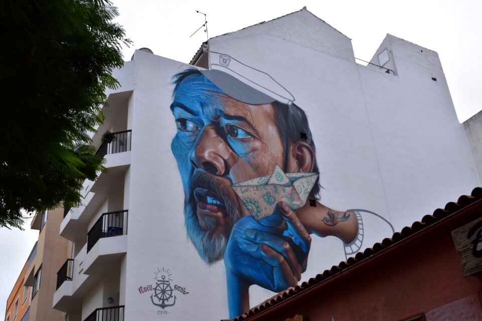Wall graffiti painting