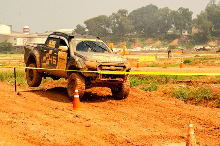 4x4 off-roading sand