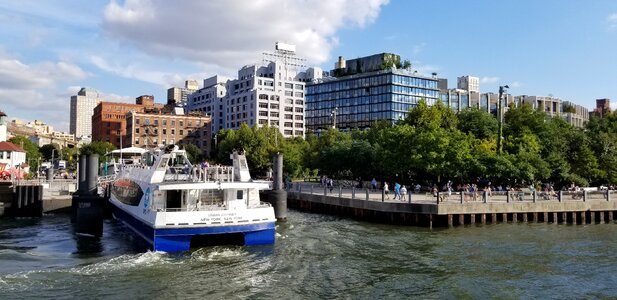 Brooklyn downtown pier photo