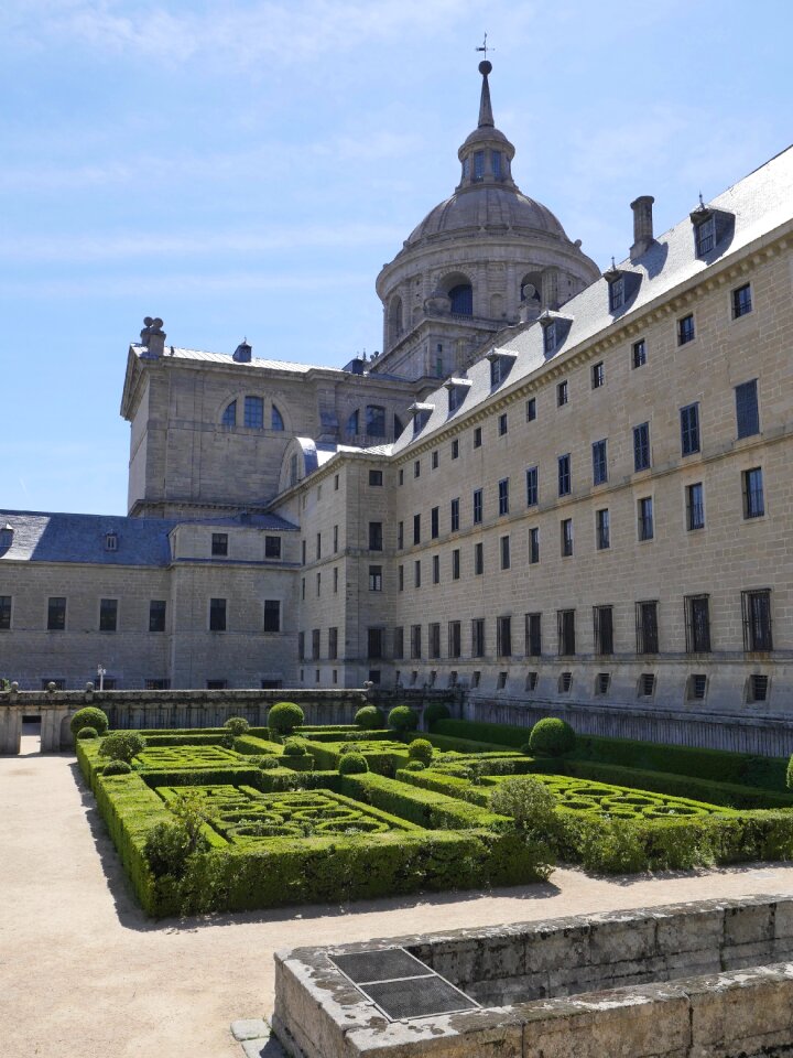 Castle historical royal site