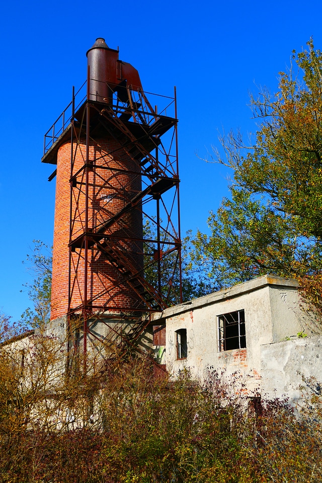 Burn old chimney