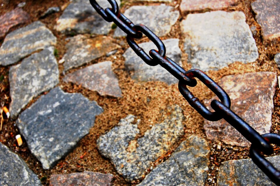 Chain the stones architecture