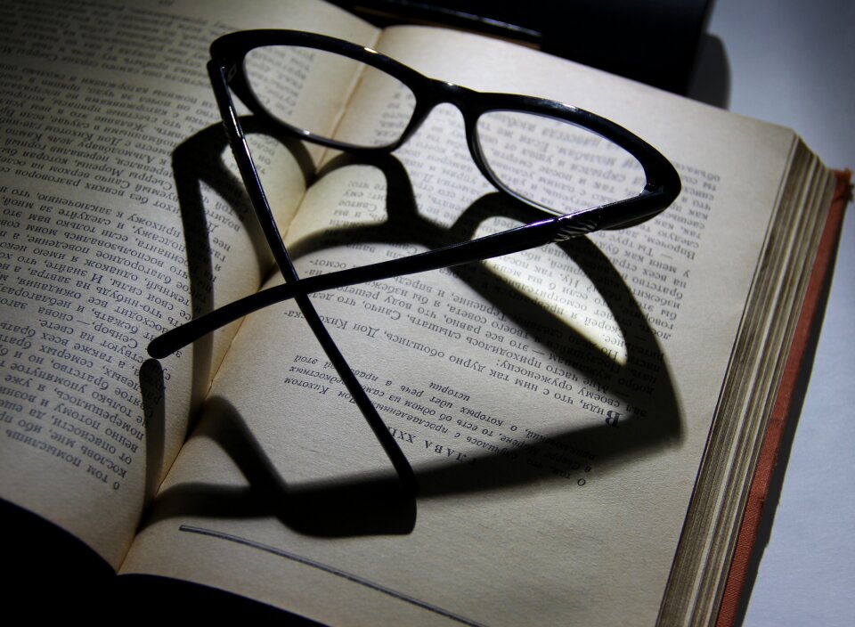 Literature knowledge books