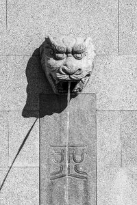 Drakenhoofd stone oriental