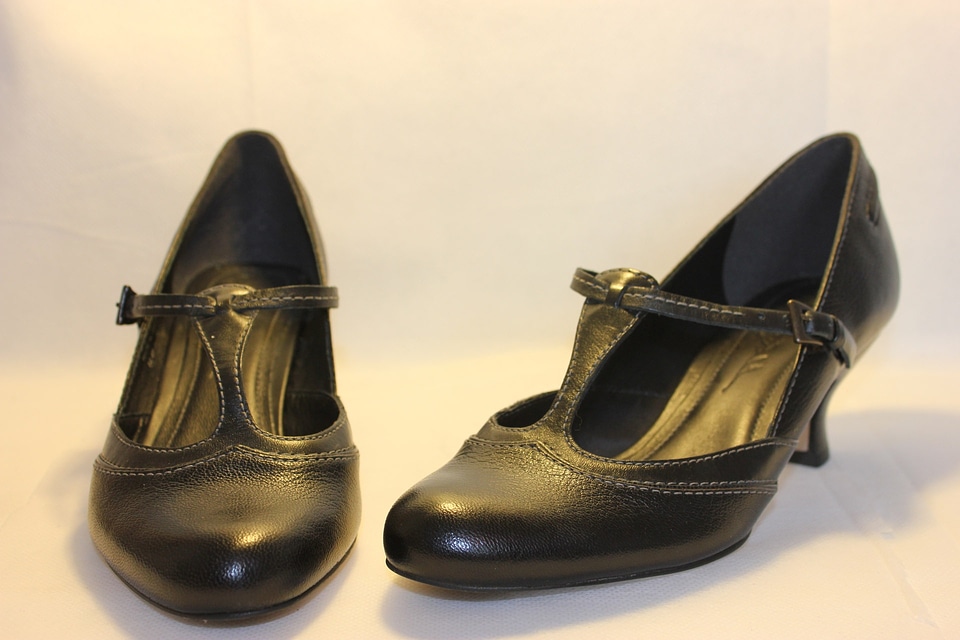 Leather fashion clothing
