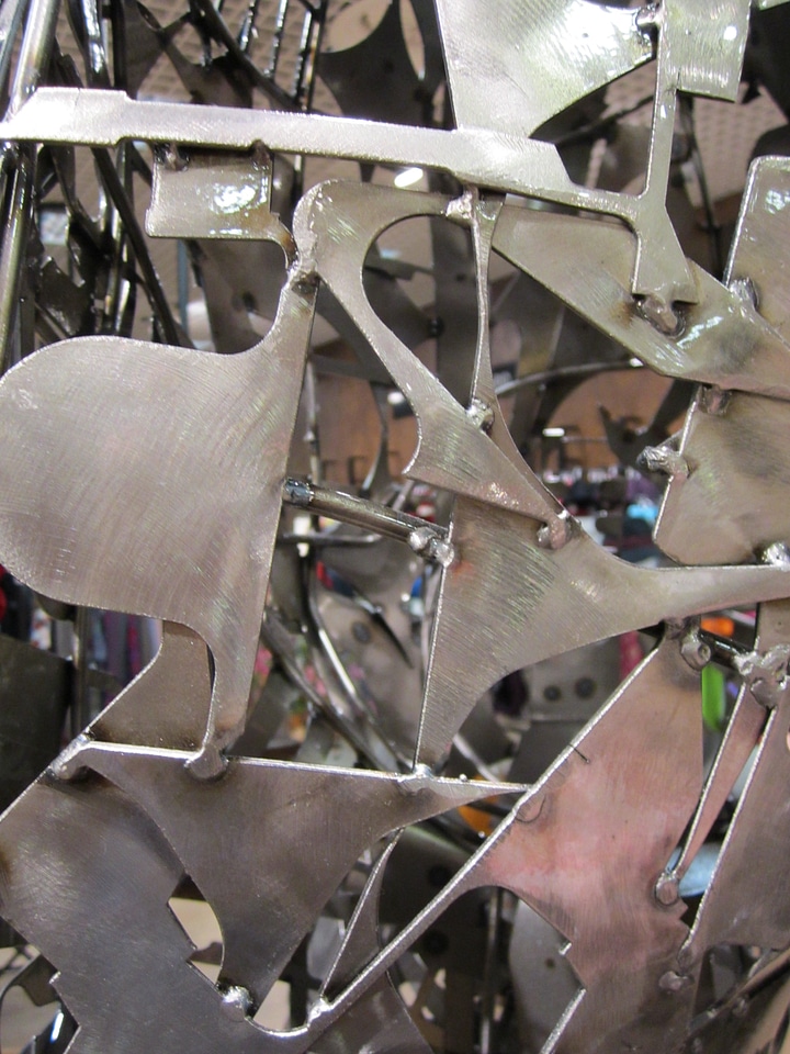 Metallic steel design