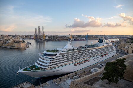 Coast valletta malta