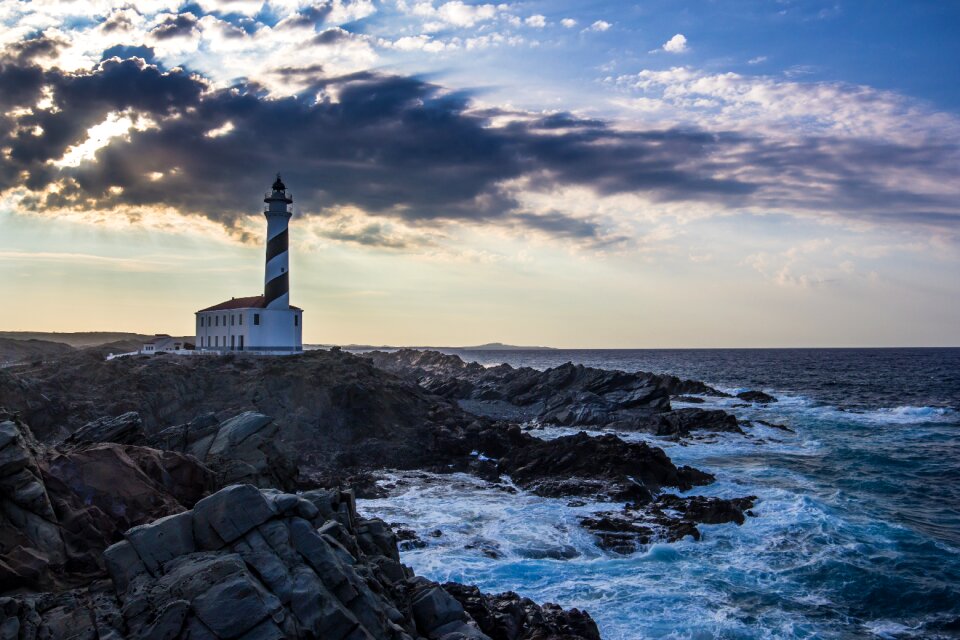 Costa landscape light