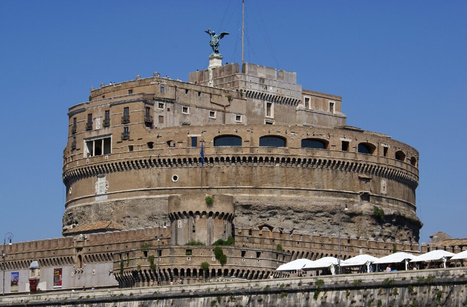 Fortress architecture italy