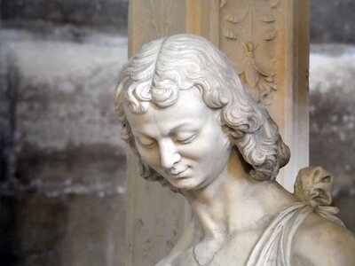 St-jean statue marble