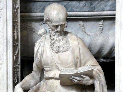 Statue marble evangelist