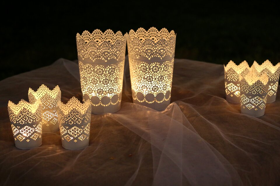 Light bright candle
