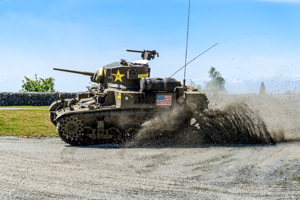 Tank weapon military