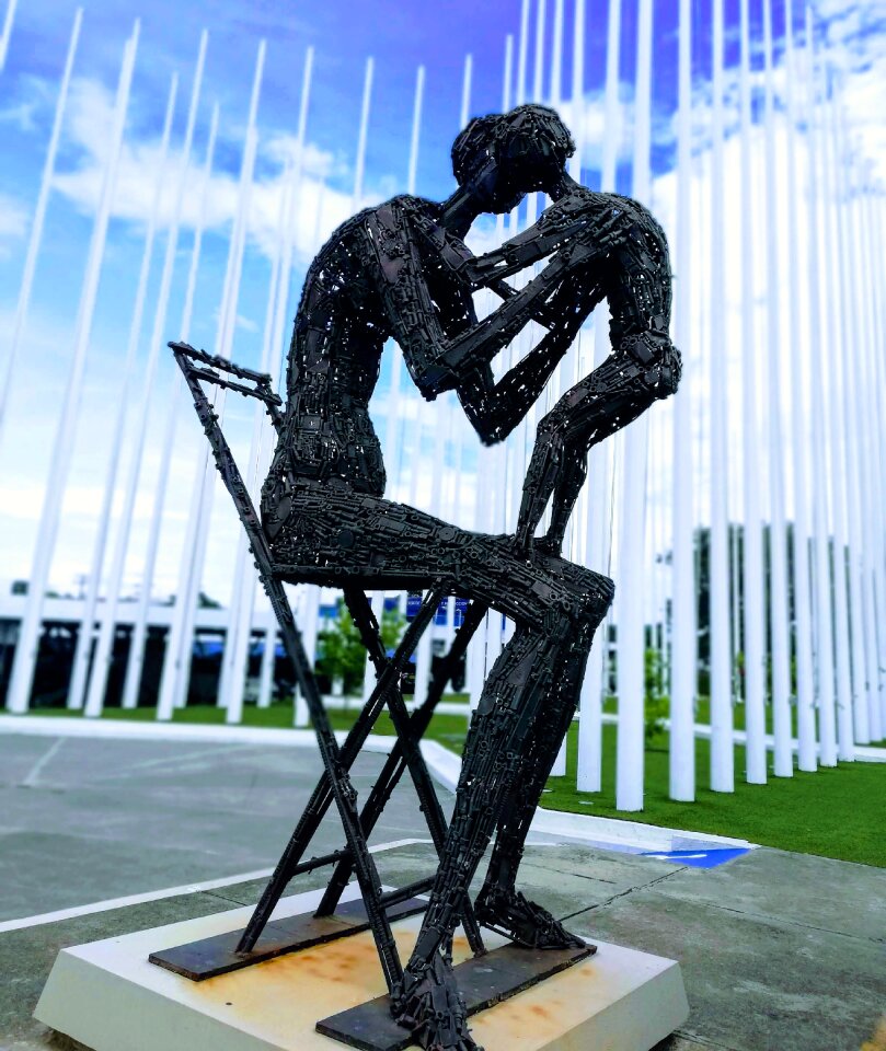 Symbol sculpture figure