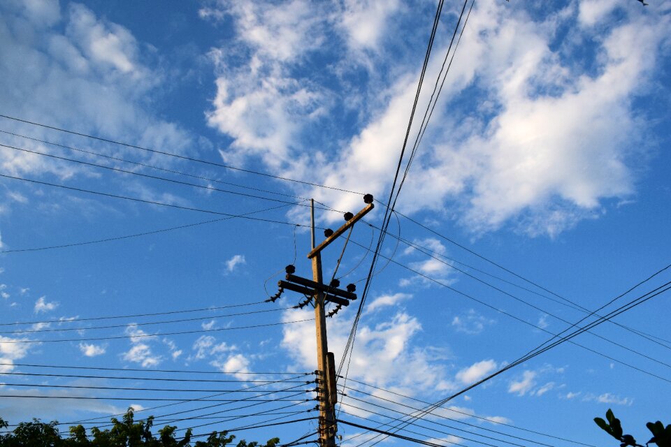 The air wiring cable