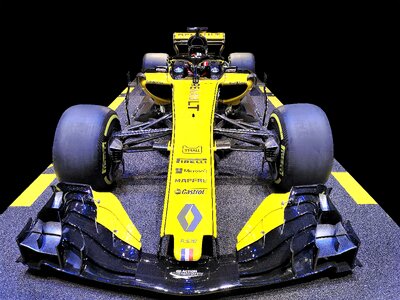 Motorsport renault speed photo