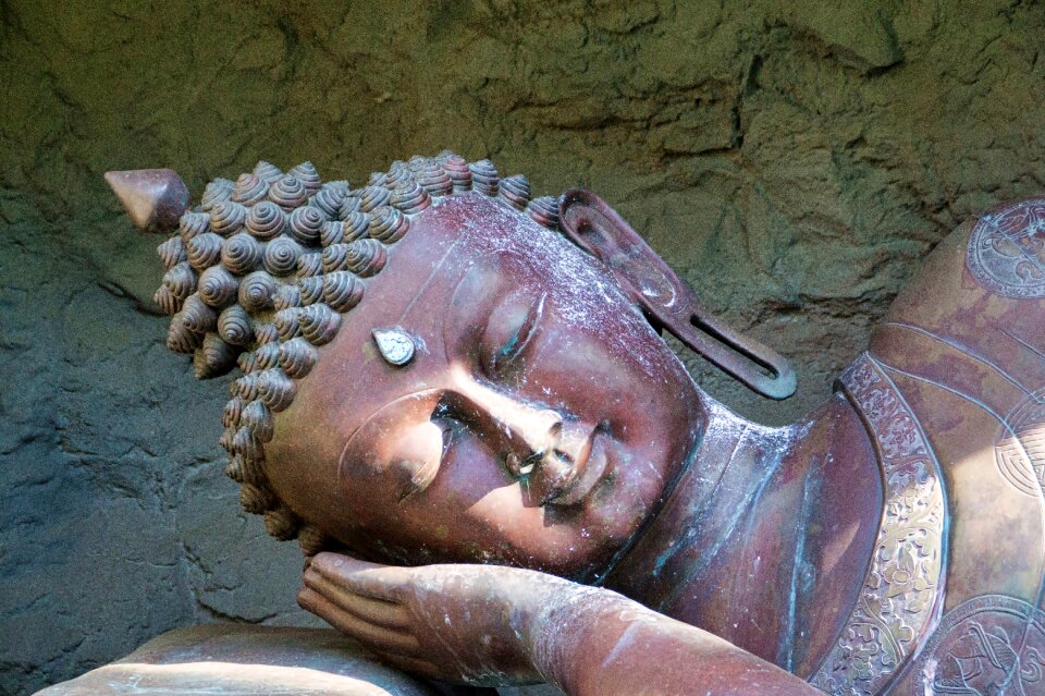 Buddha lying religion