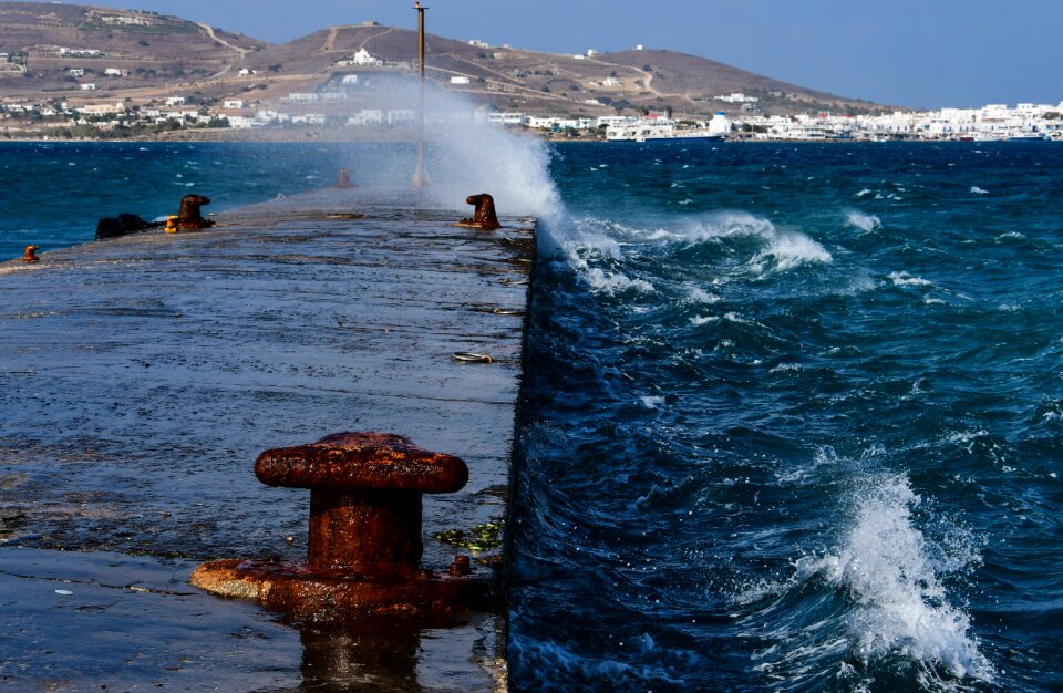Waves maritime city