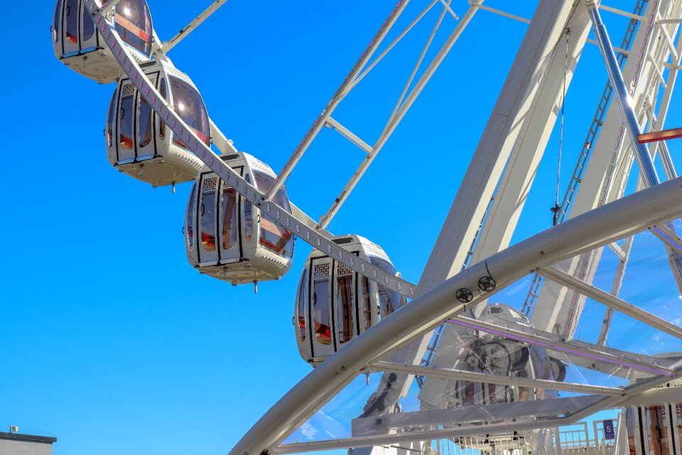 Amusement fair attraction