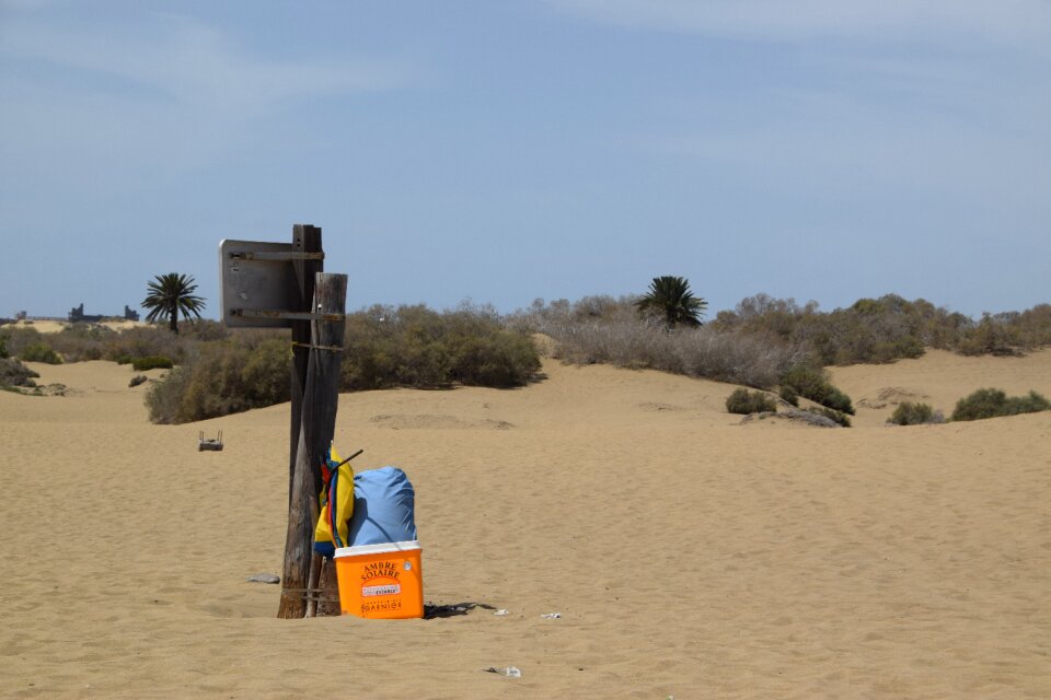 Desert spain garbage